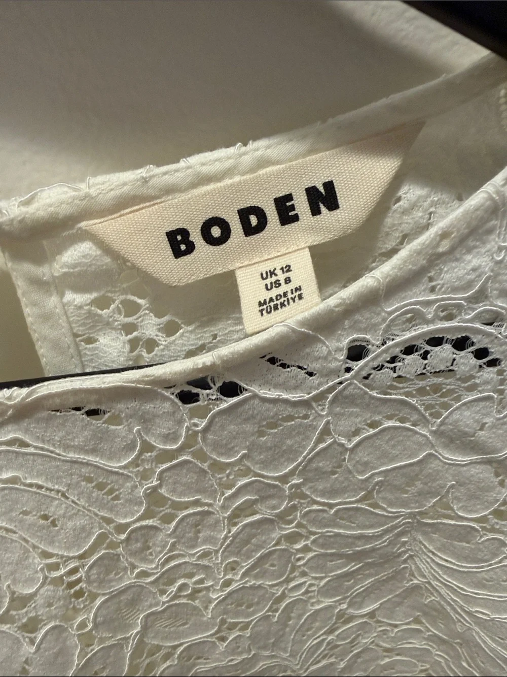 Boden Cream Lace Puff-Sleeve Blouse
